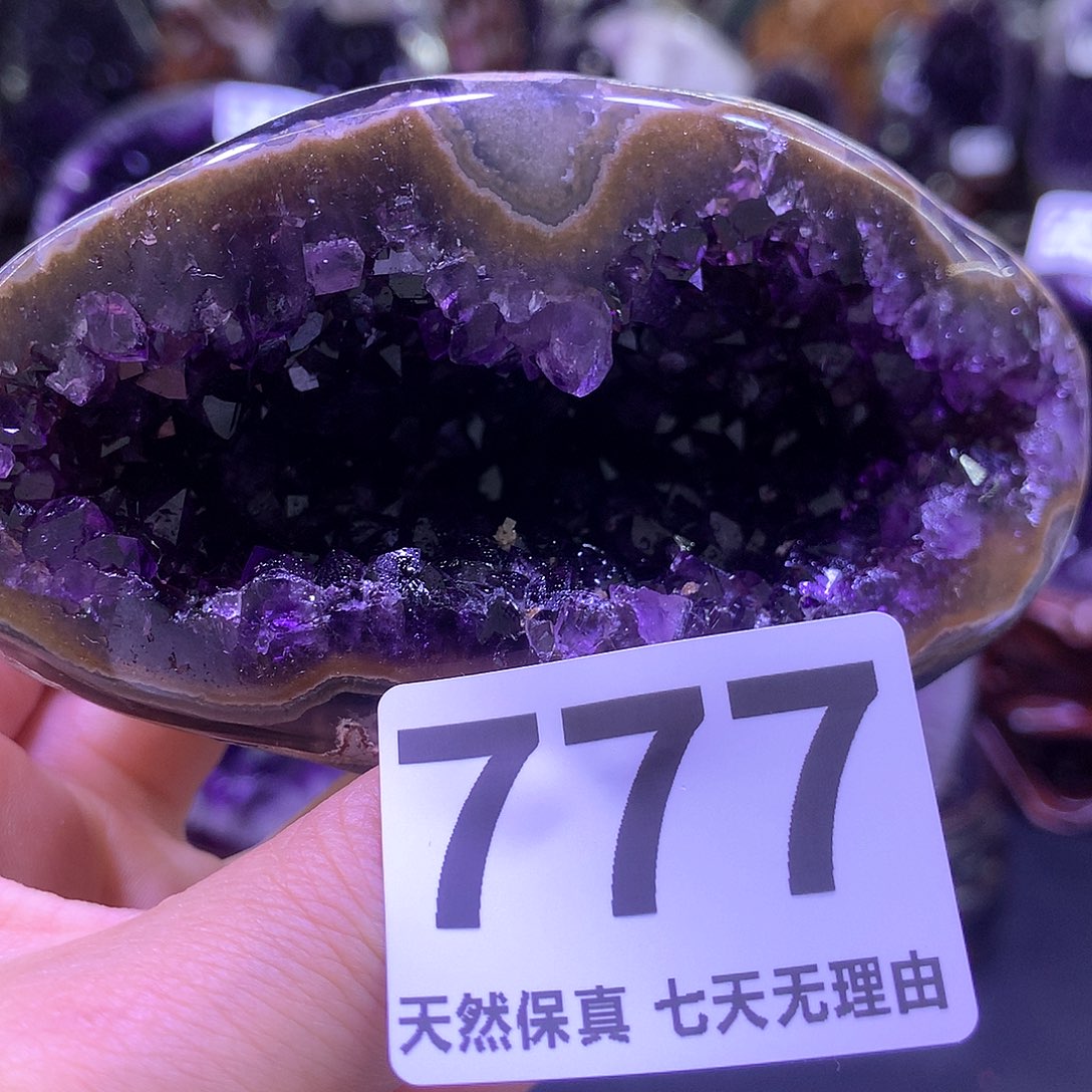 水晶摆件未镶嵌水晶
