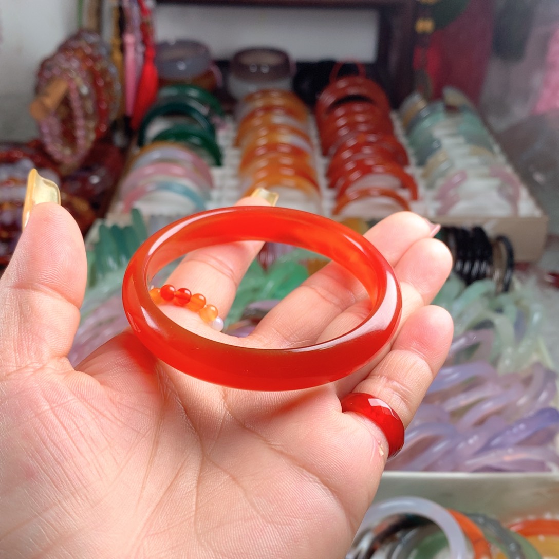 玛瑙/玉髓未镶嵌手镯