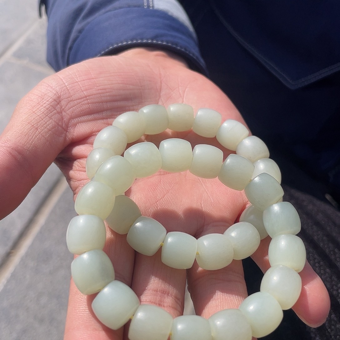 和田玉颈饰未镶嵌多样性发货，发其一