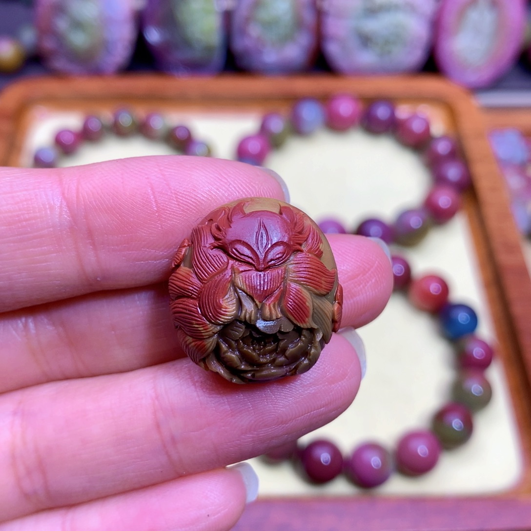 玛瑙未镶嵌挂件盐源定制