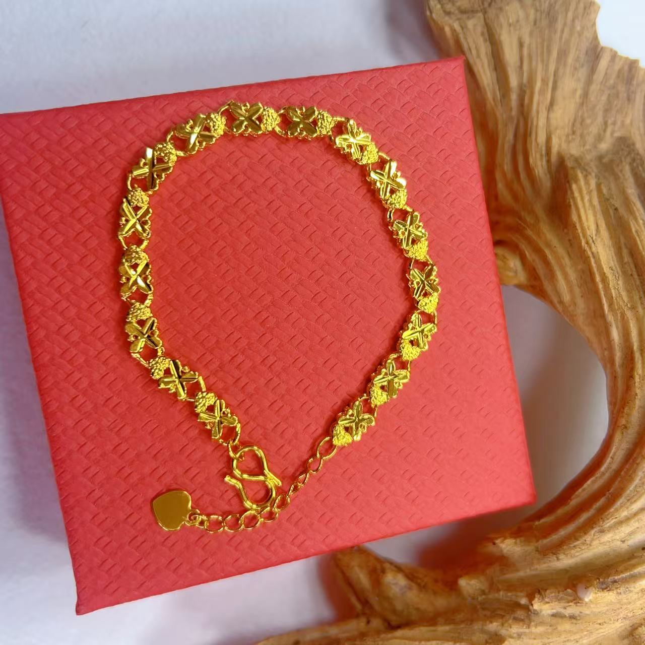 手链 B黄色蝴蝶手链 多样性发货