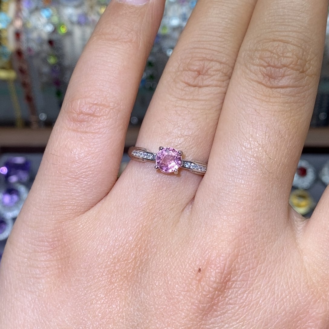 碧玺戒指银S925镶嵌222233