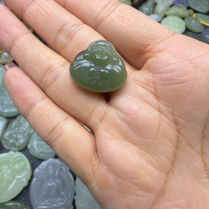 和田玉未镶嵌珠宝奇石