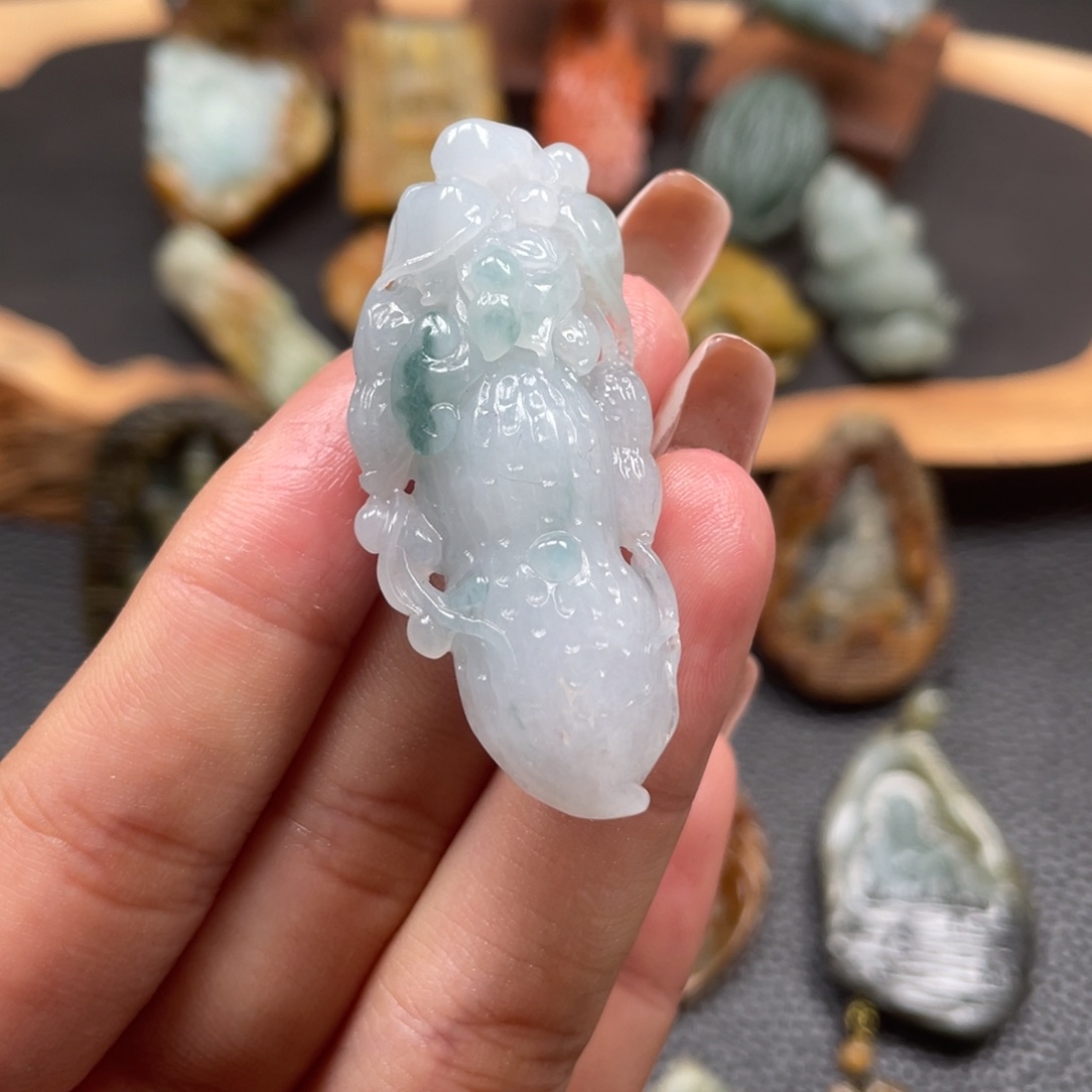 定制翡翠未镶嵌翡翠