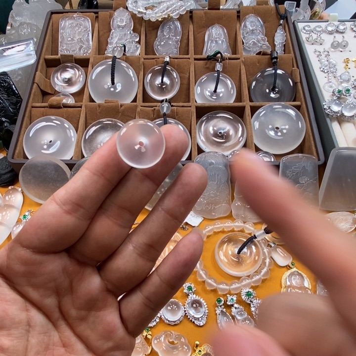 石英质玉平安扣未镶嵌