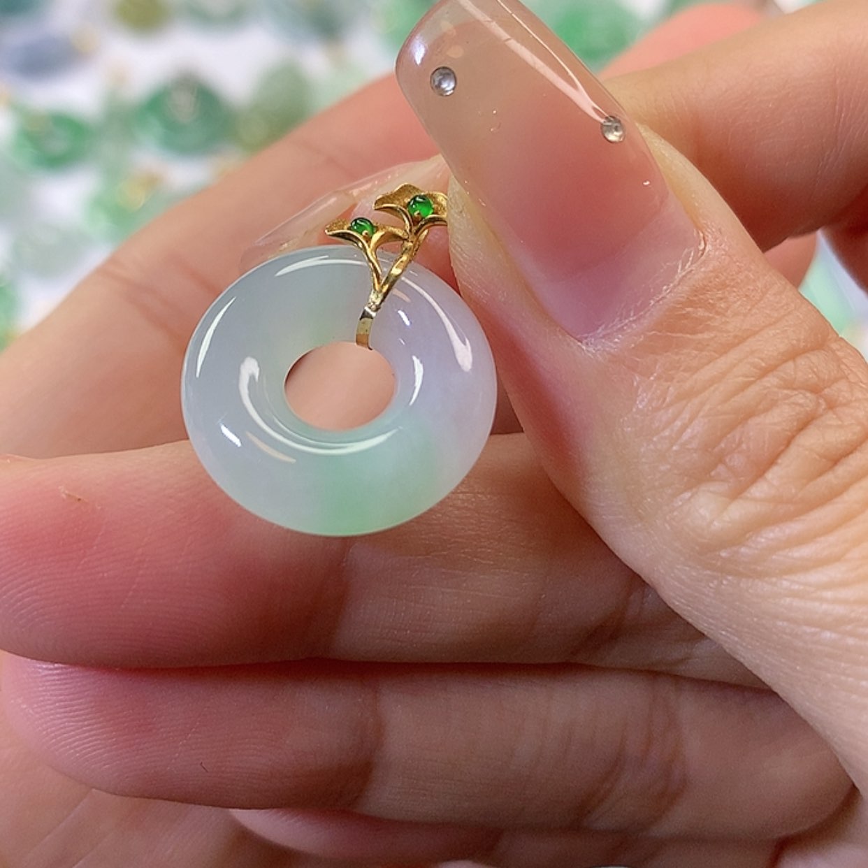 【闪购商品】翡翠吊坠(赠链)18K金镶嵌