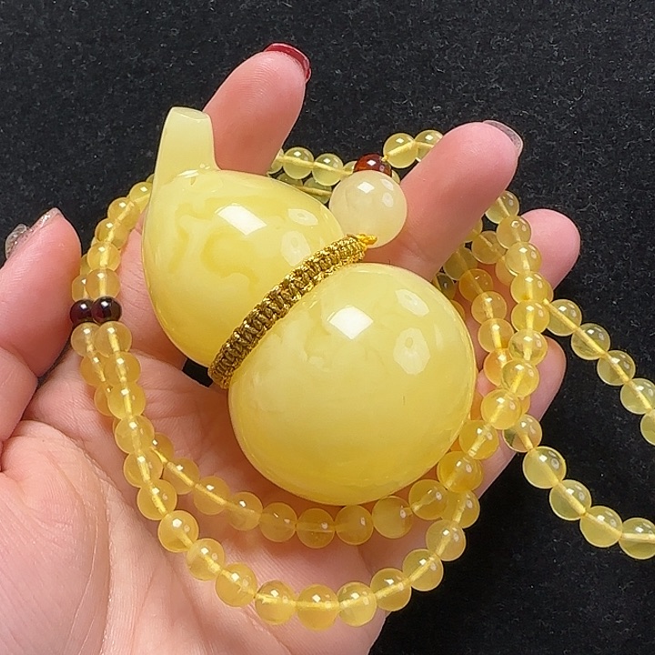 蜜蜡珠宝奇石未镶嵌