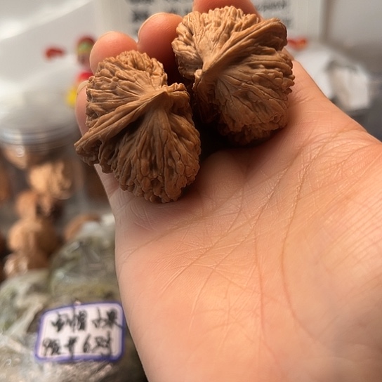 魔***风四座楼半臂红皮核桃核桃