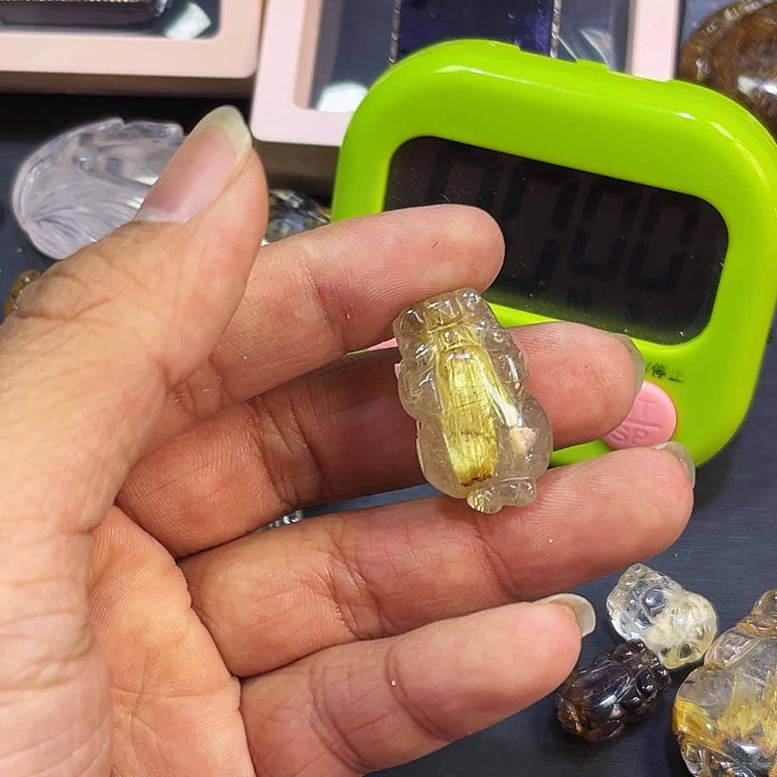 墨***兰颈饰未镶嵌水晶jf