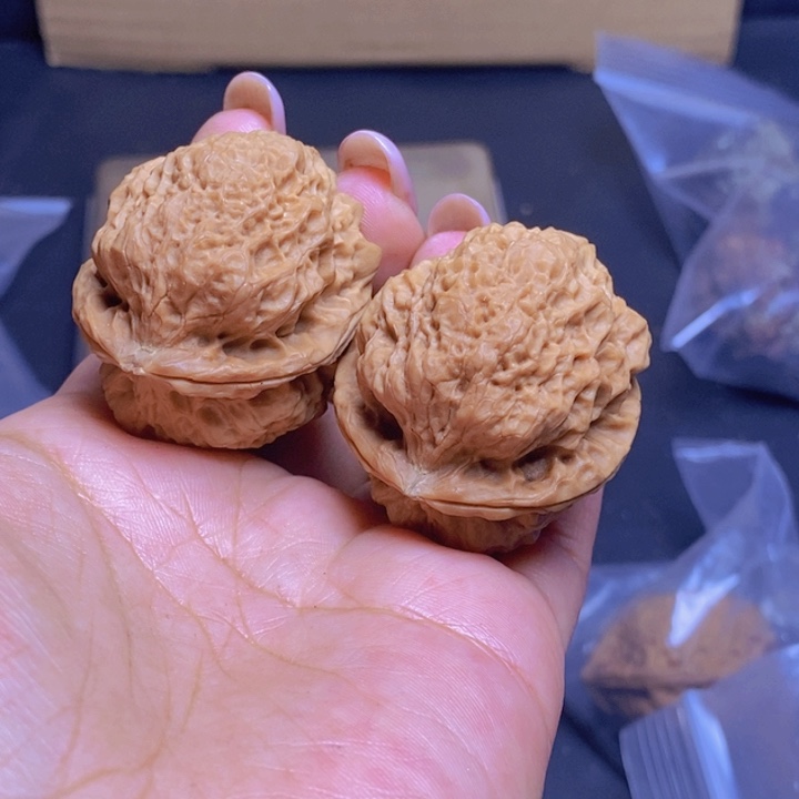 把件文玩核桃Y25-40mm磕尖