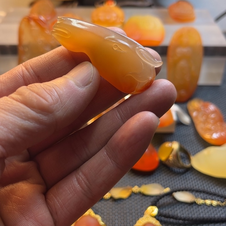 石英质玉颈饰未镶嵌老*