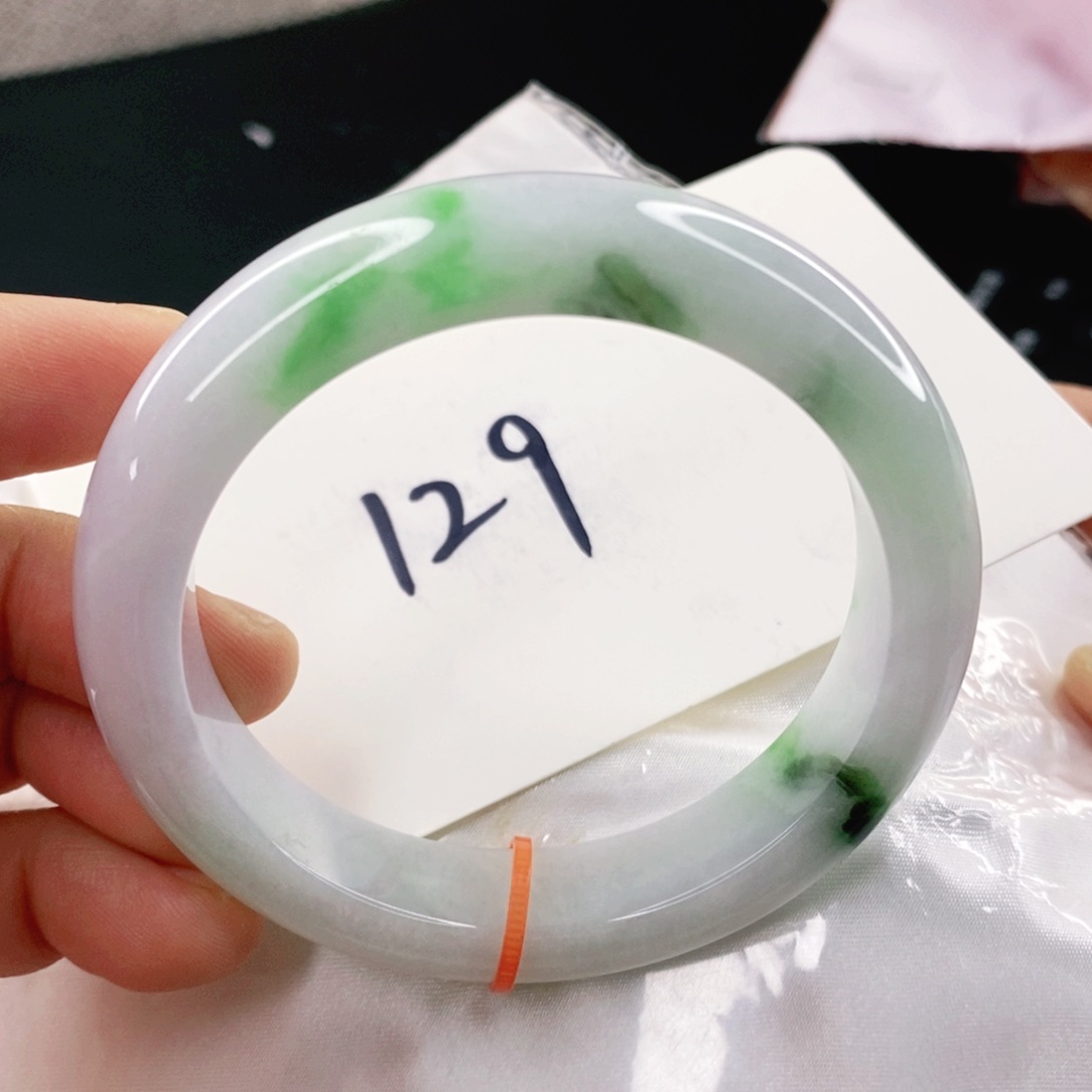 翡翠手镯未镶嵌57.8圈口