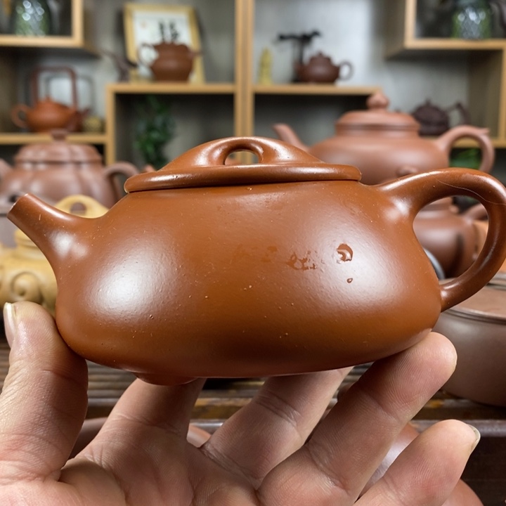 四**输原矿紫砂壶系列产品