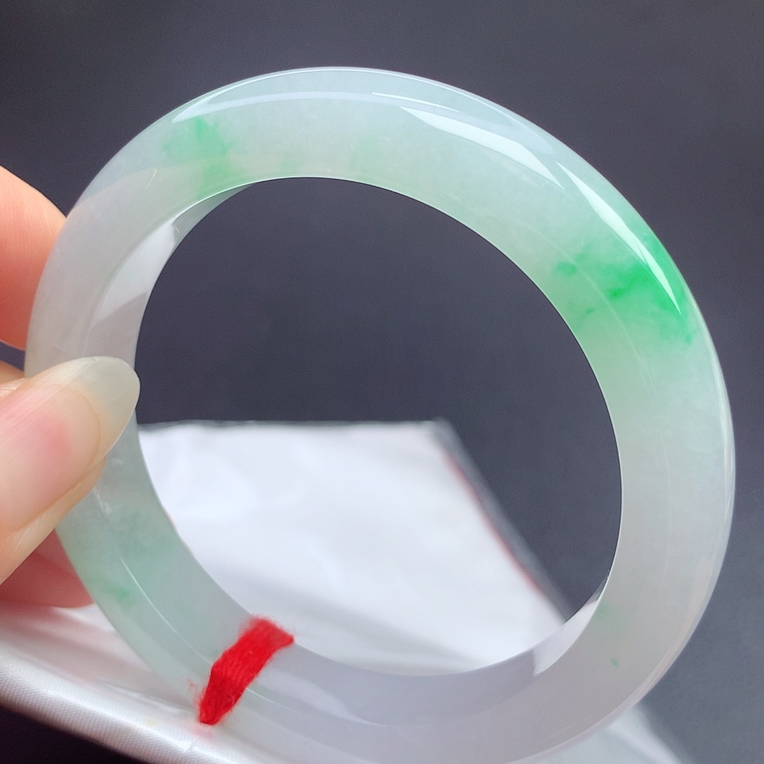 翡翠未镶嵌手镯56.7圈口