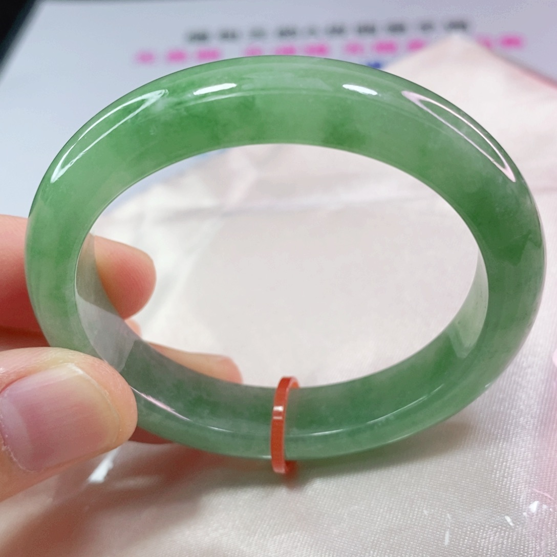 翡翠手镯未镶嵌51圈口贵妃贵妃
