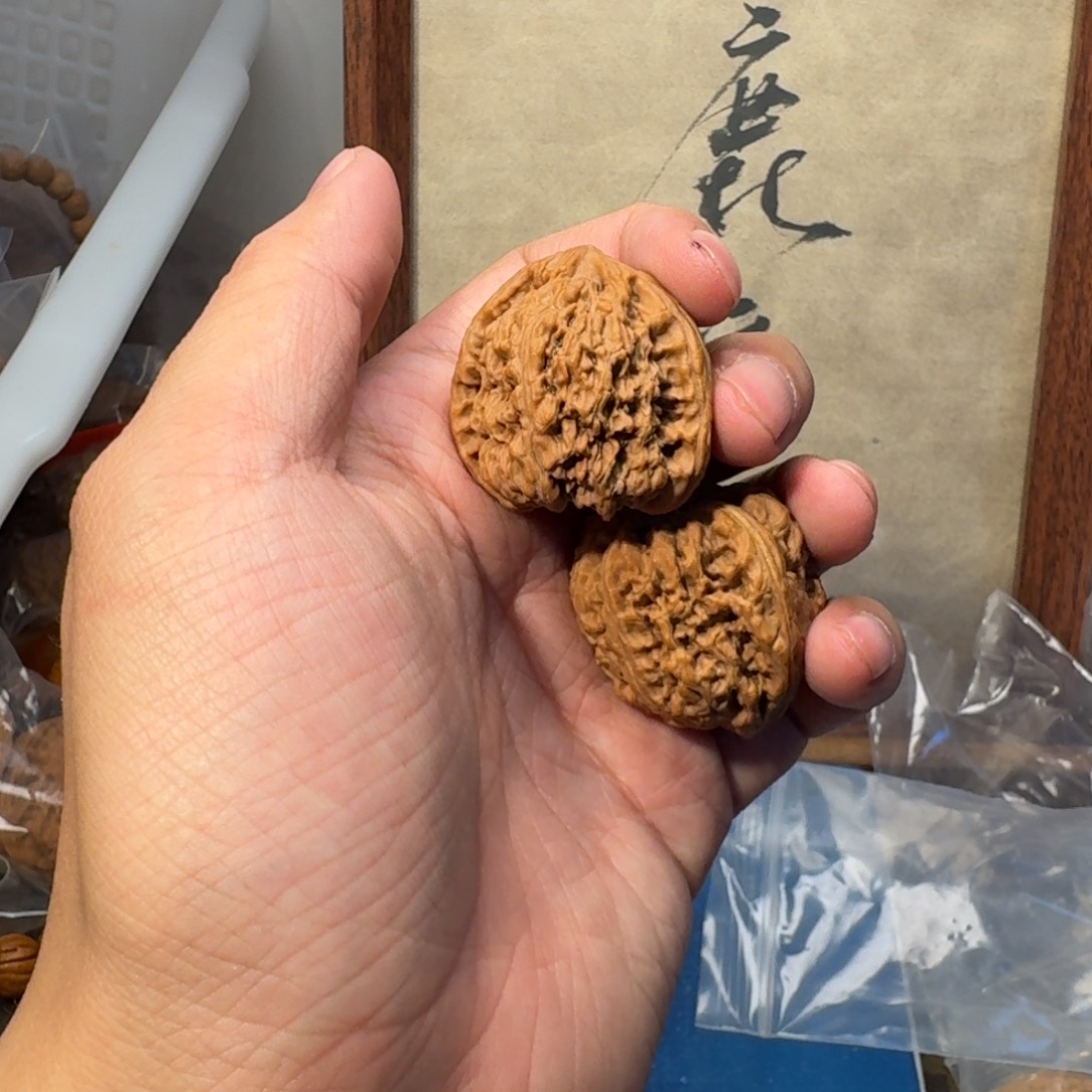 要***光吊坠文玩核桃南疆