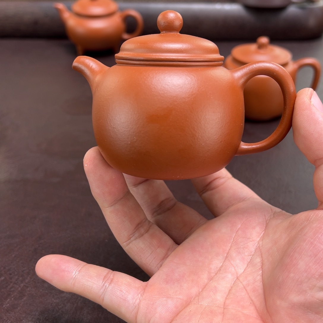 中***原紫砂茶壶汽修厂和机械设备