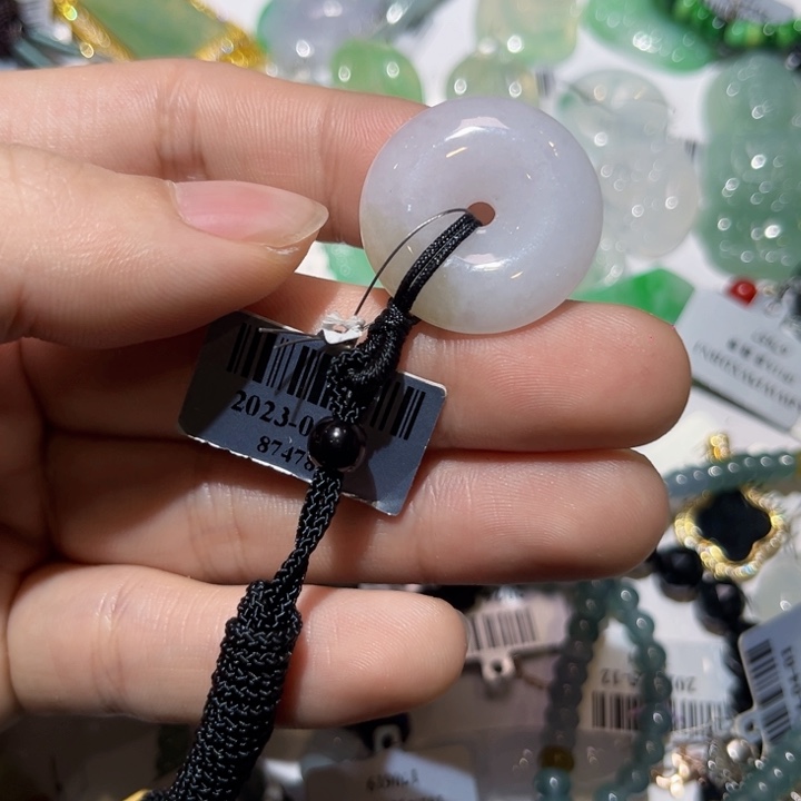 翡翠颈饰未镶嵌天然翡翠A货