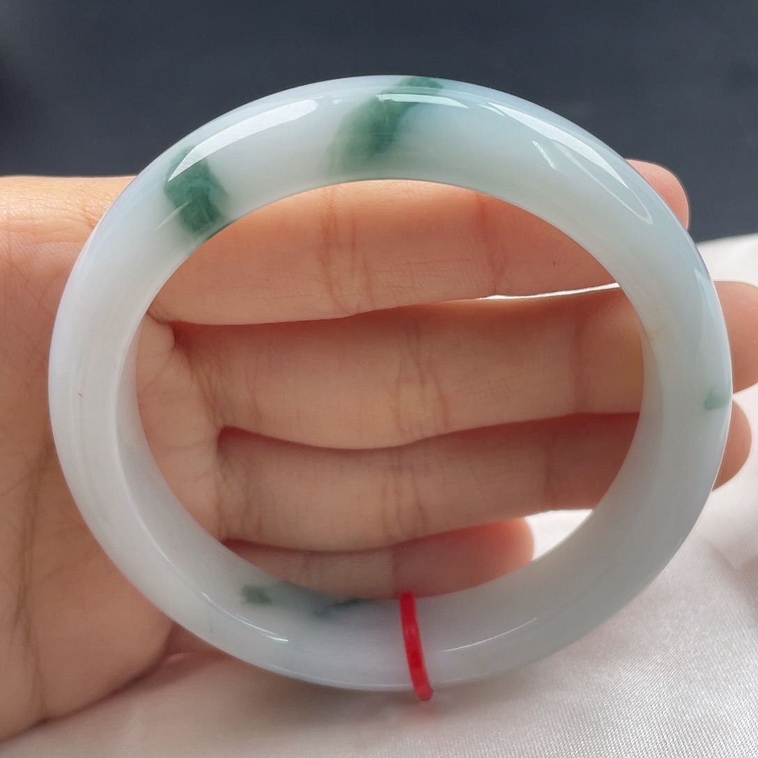 翡翠未镶嵌手镯57正圈