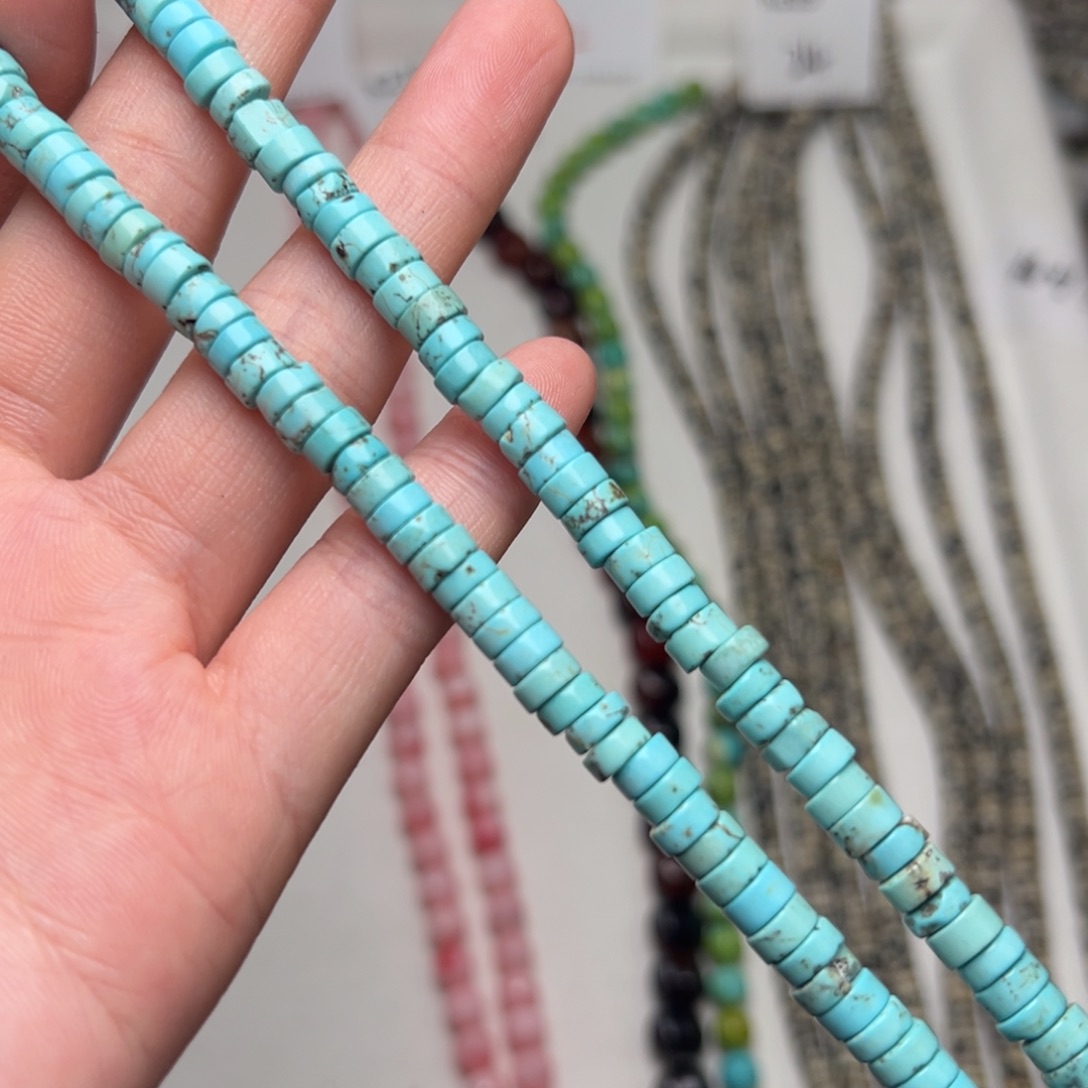 玛瑙/玉髓合金珠宝半成品K272。6mm浅蓝隔片一条