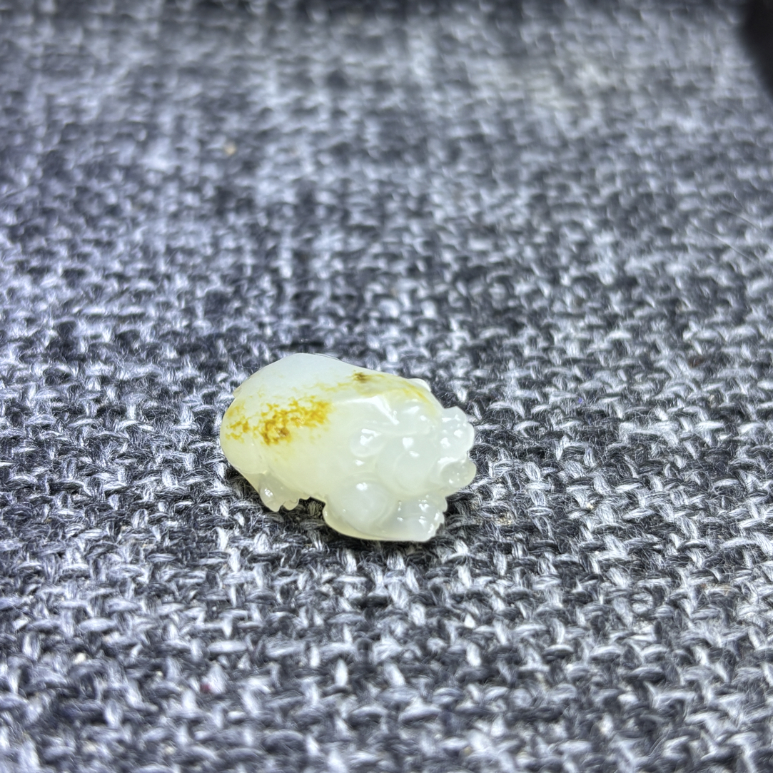 新疆和田籽料小貔貅