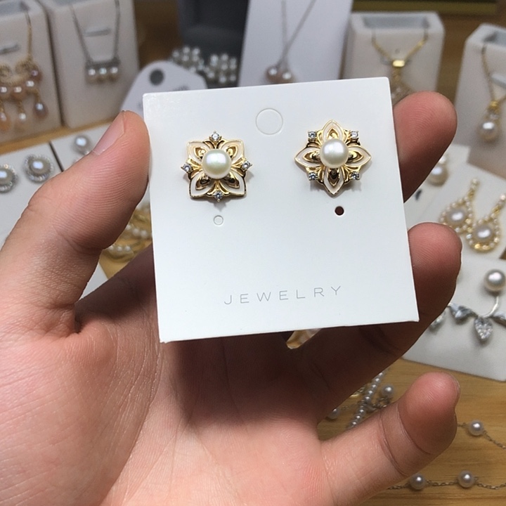 未镶嵌淡水珍珠耳饰