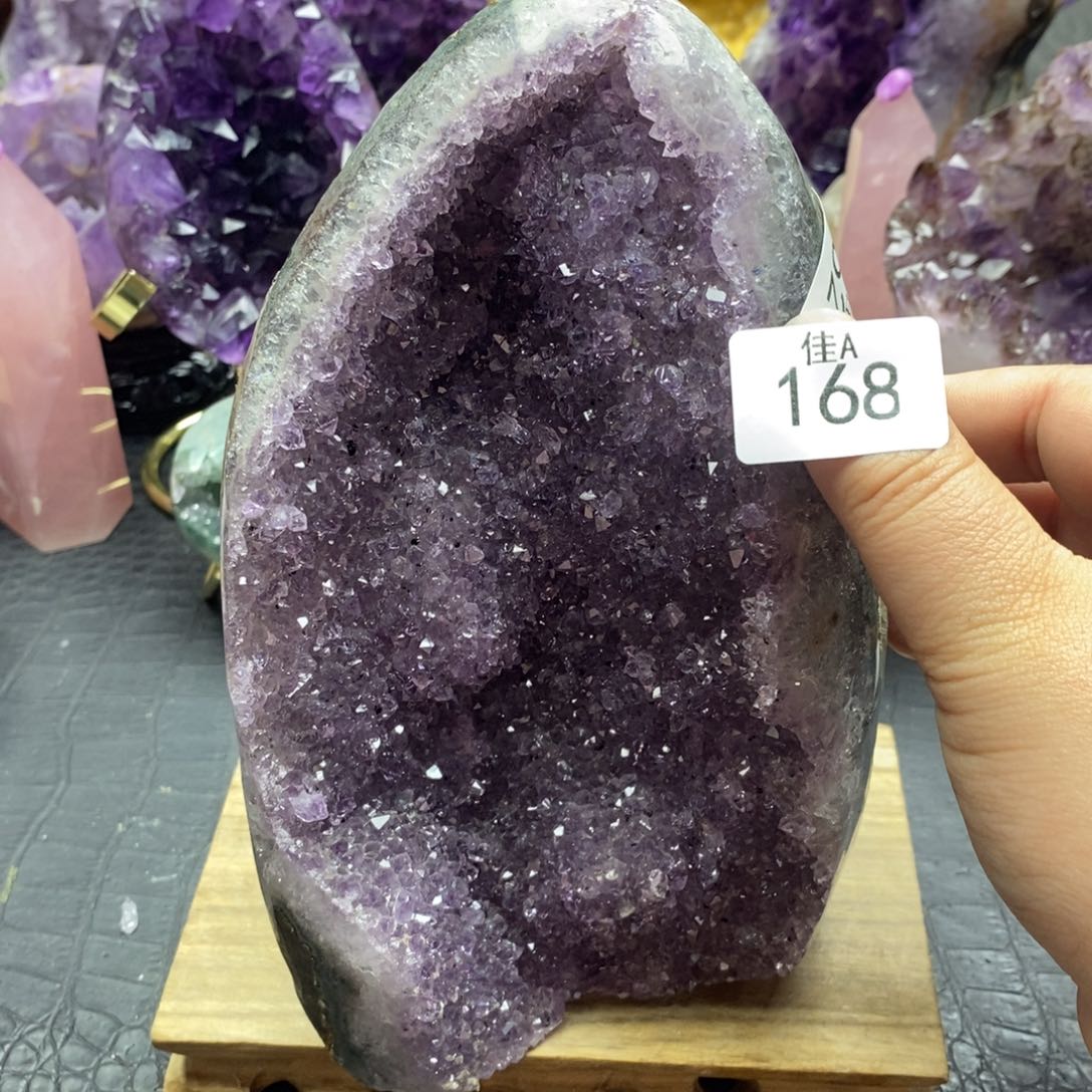 未镶嵌大型摆件（非配饰）紫晶