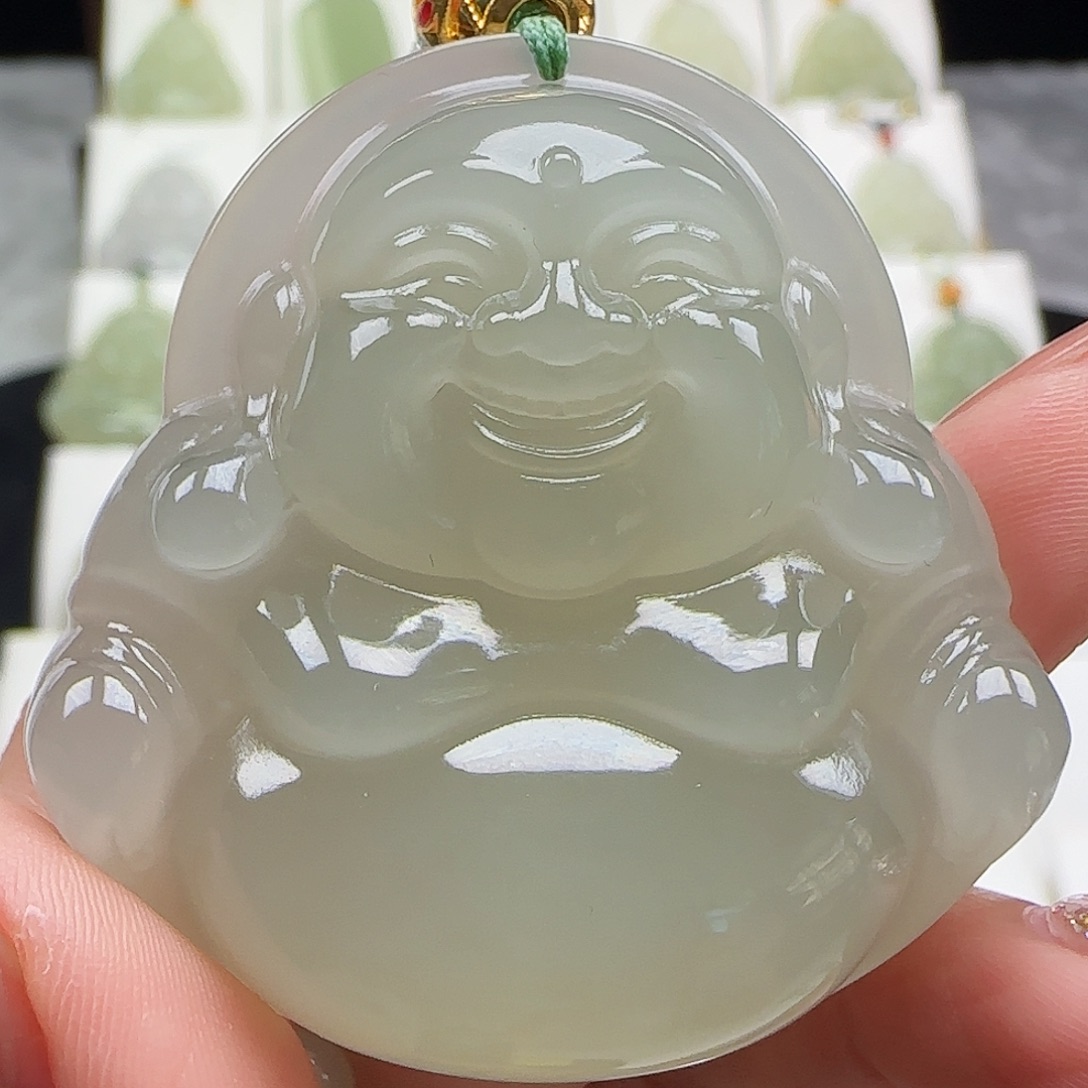 和田玉足金镶嵌吊坠(赠链)