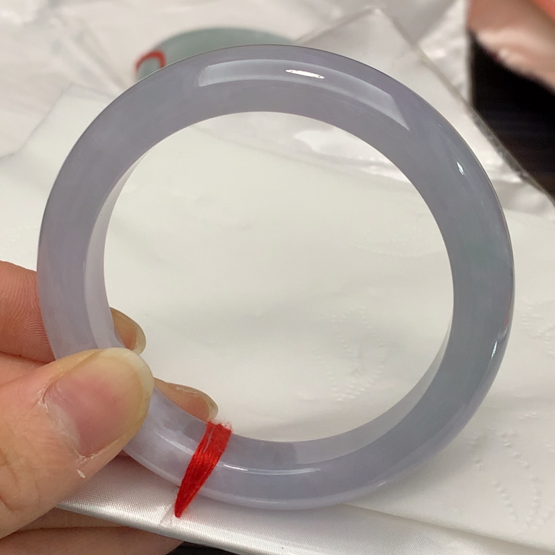 翡翠手镯未镶嵌翡翠手镯未镶嵌55.6圈口