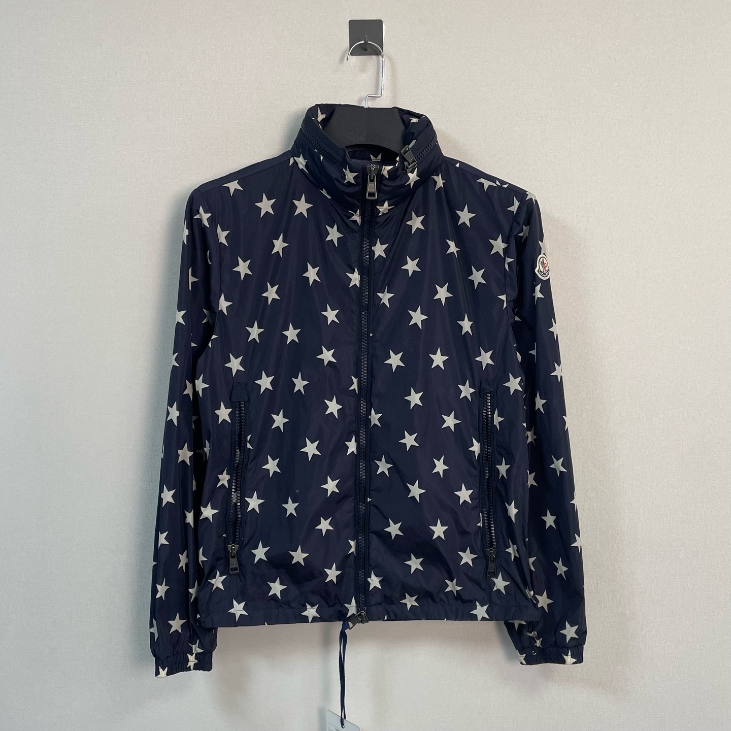 99新 MONCLER n星星满印连帽冲锋衣/2码/99新带吊/价9300