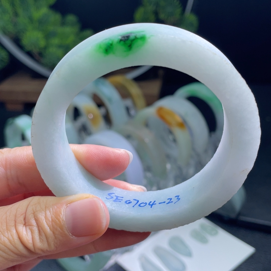 定制翡翠未镶嵌正圈