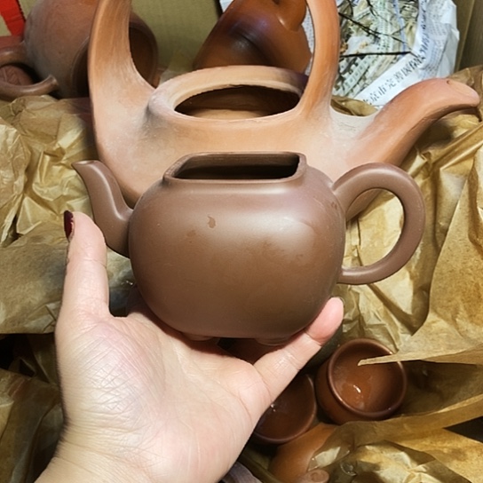 手工制作宜兴紫砂壶