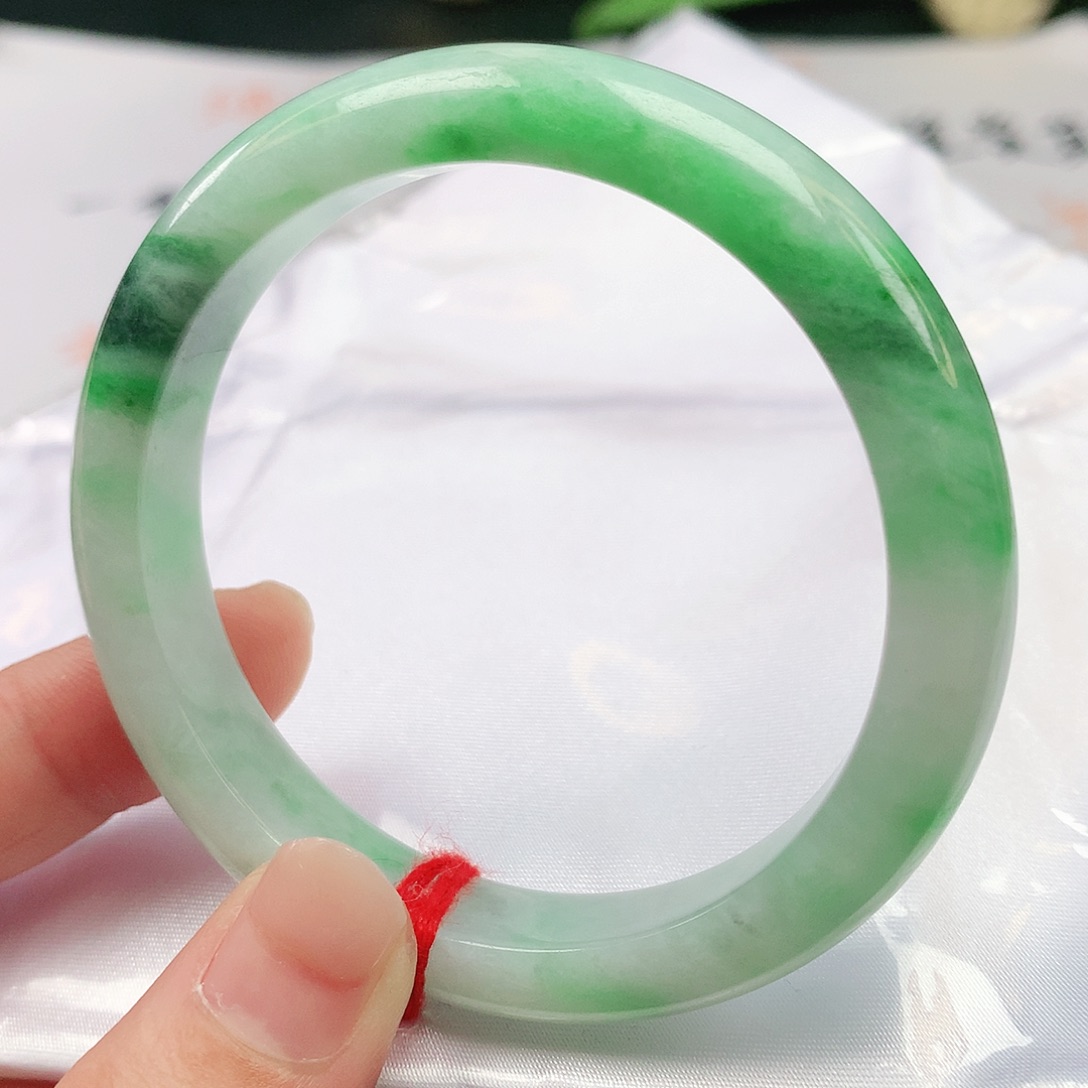 翡翠手镯未镶嵌55圈2355