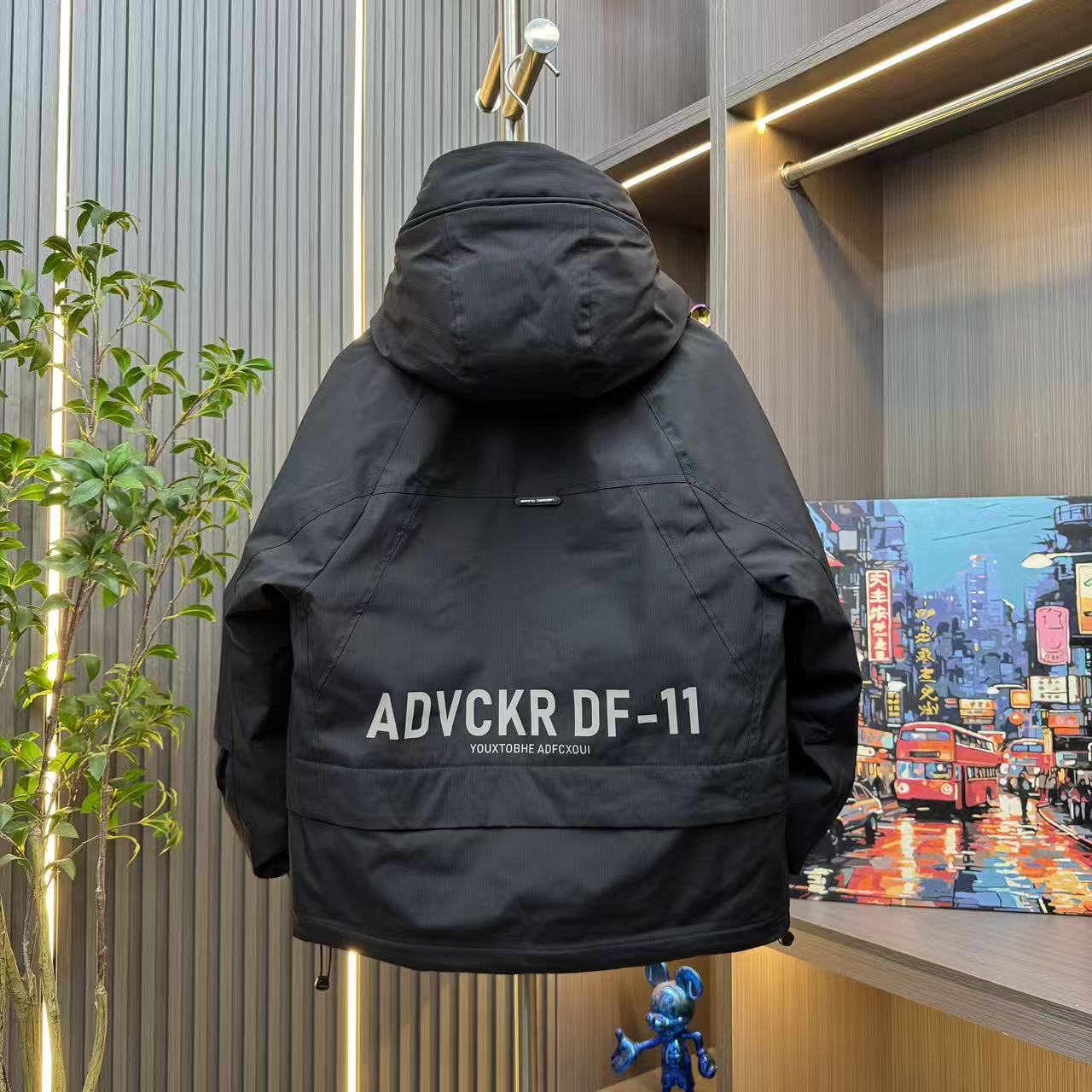 110568#冬季连帽口袋长袖常规款短外套拉链工装风男装