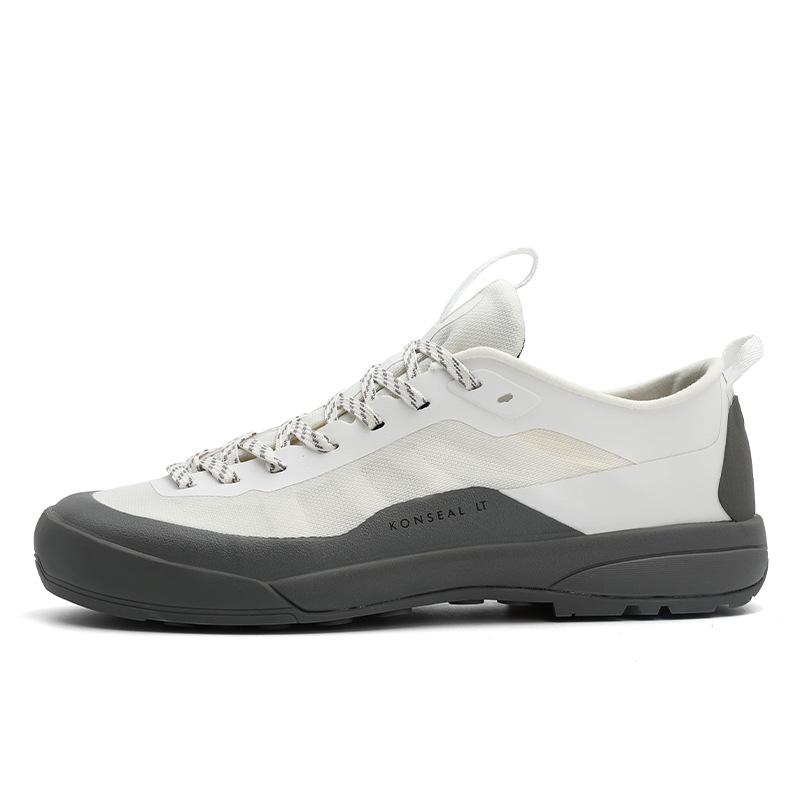 运动休闲鞋网面鞋纯色透气舒适运动鞋平跟男款时尚