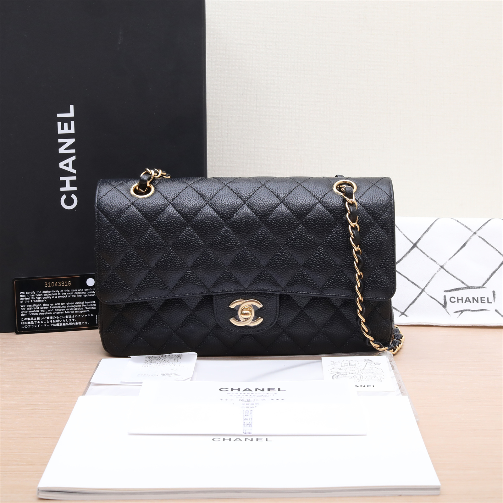 99新 Chanel/香奈儿 小花姑姑CF 口盖包 中号 黑色 31开 金扣