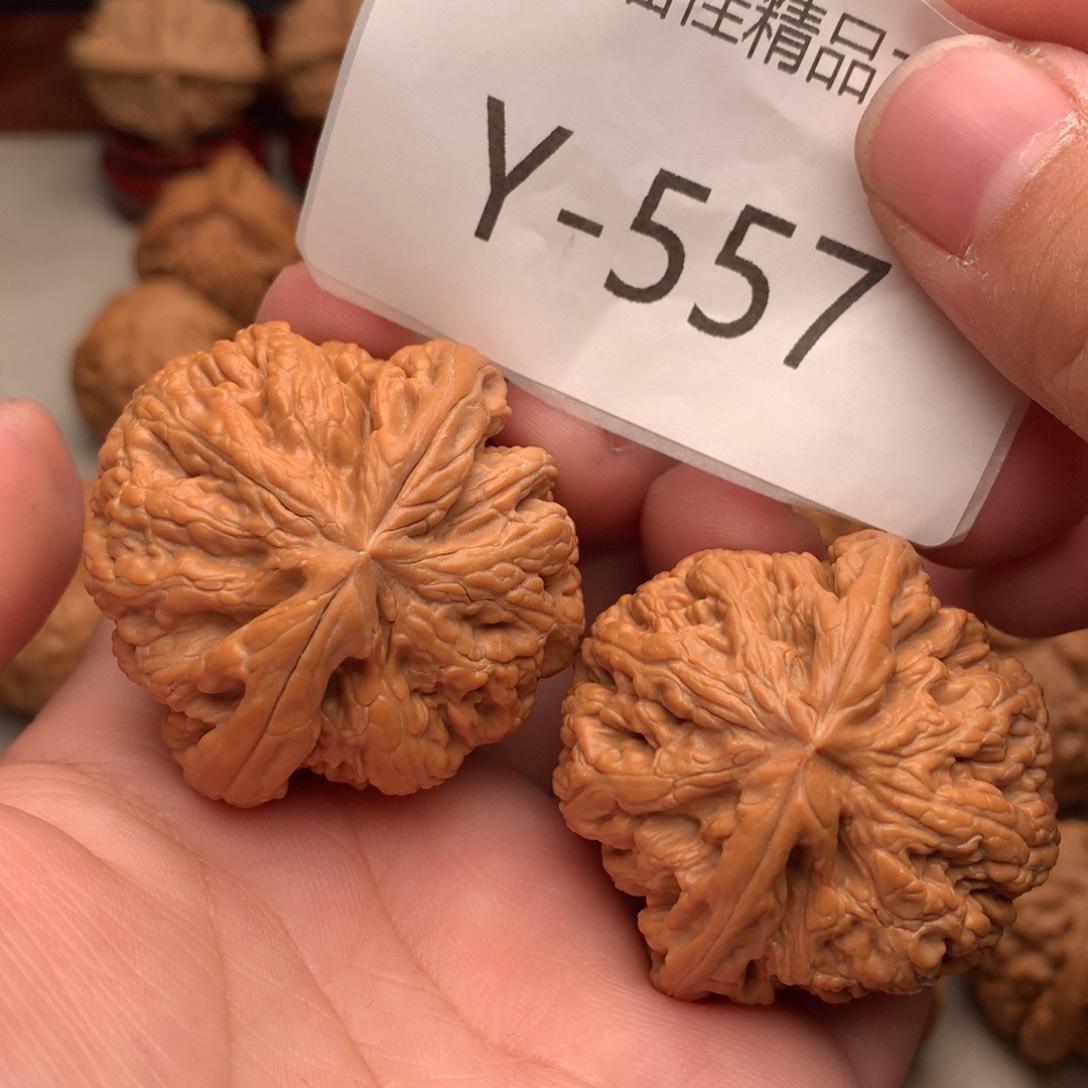 文玩核桃把件42球筋………….