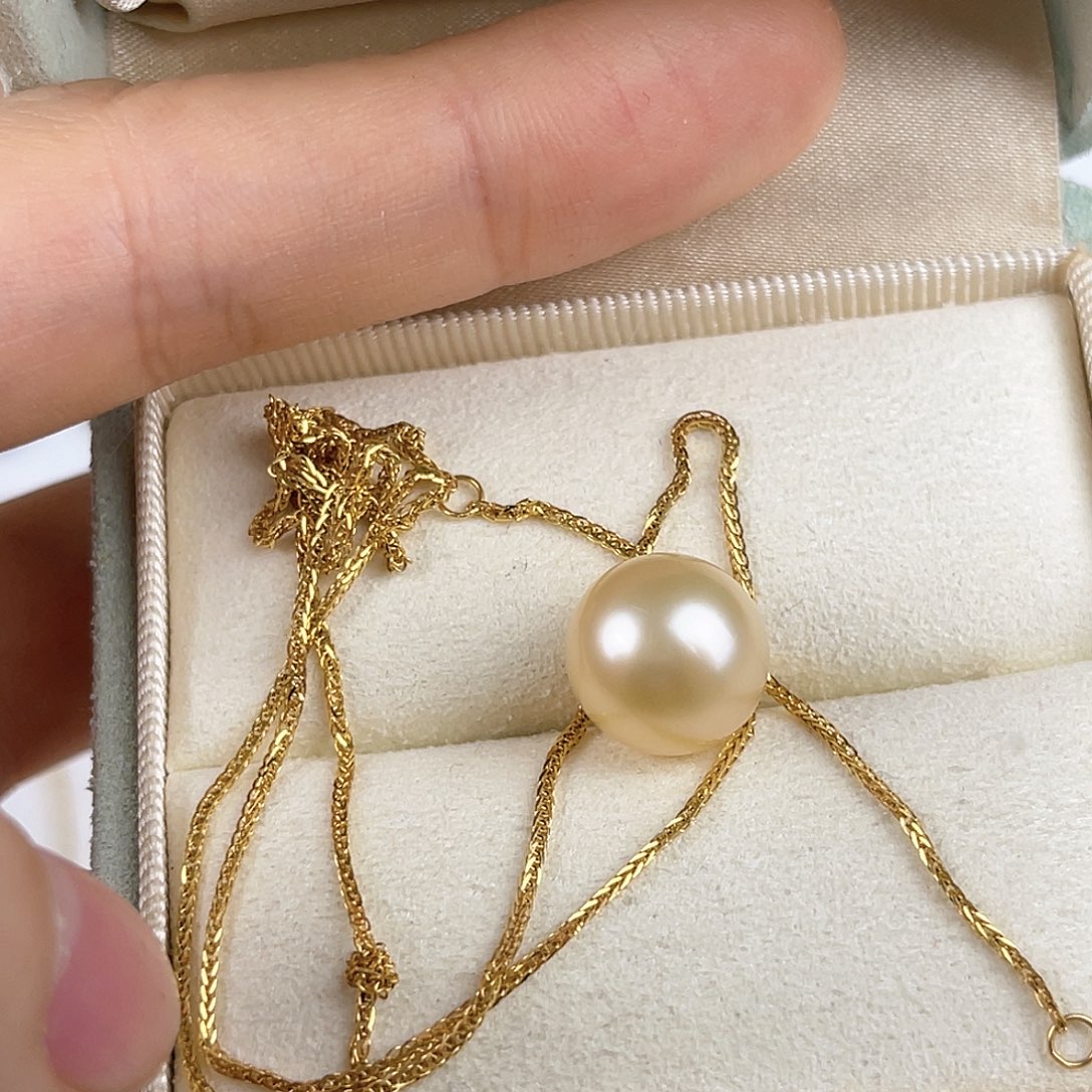 海水珍珠颈饰18K金镶嵌