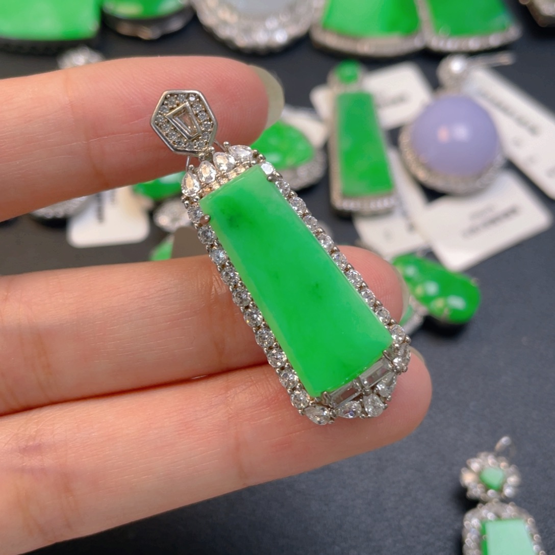 翡翠银S925镶嵌颈饰