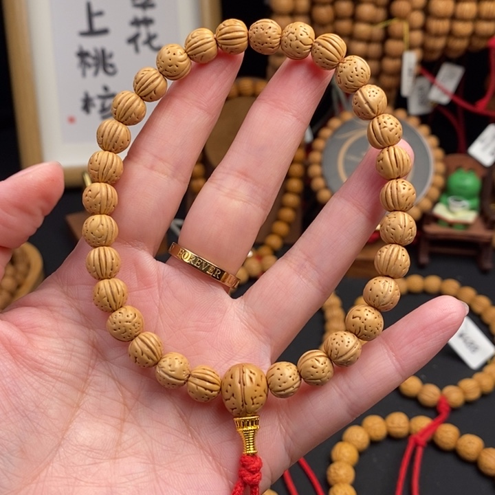 手串桃核奶油三道筋边尺9抛光尺寸误差0.5mm之间