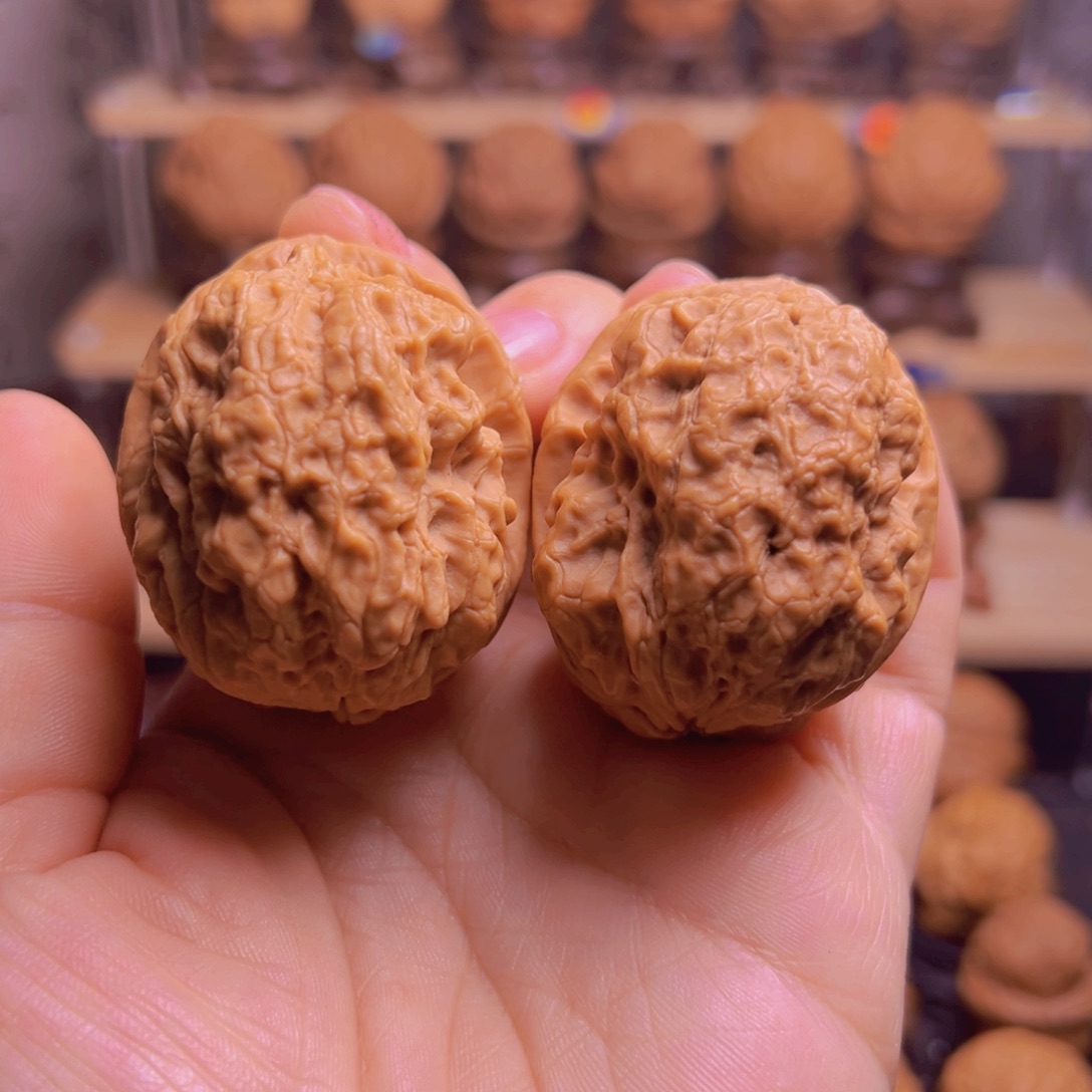 文玩核桃吊坠35w赤龙金蟾46尺