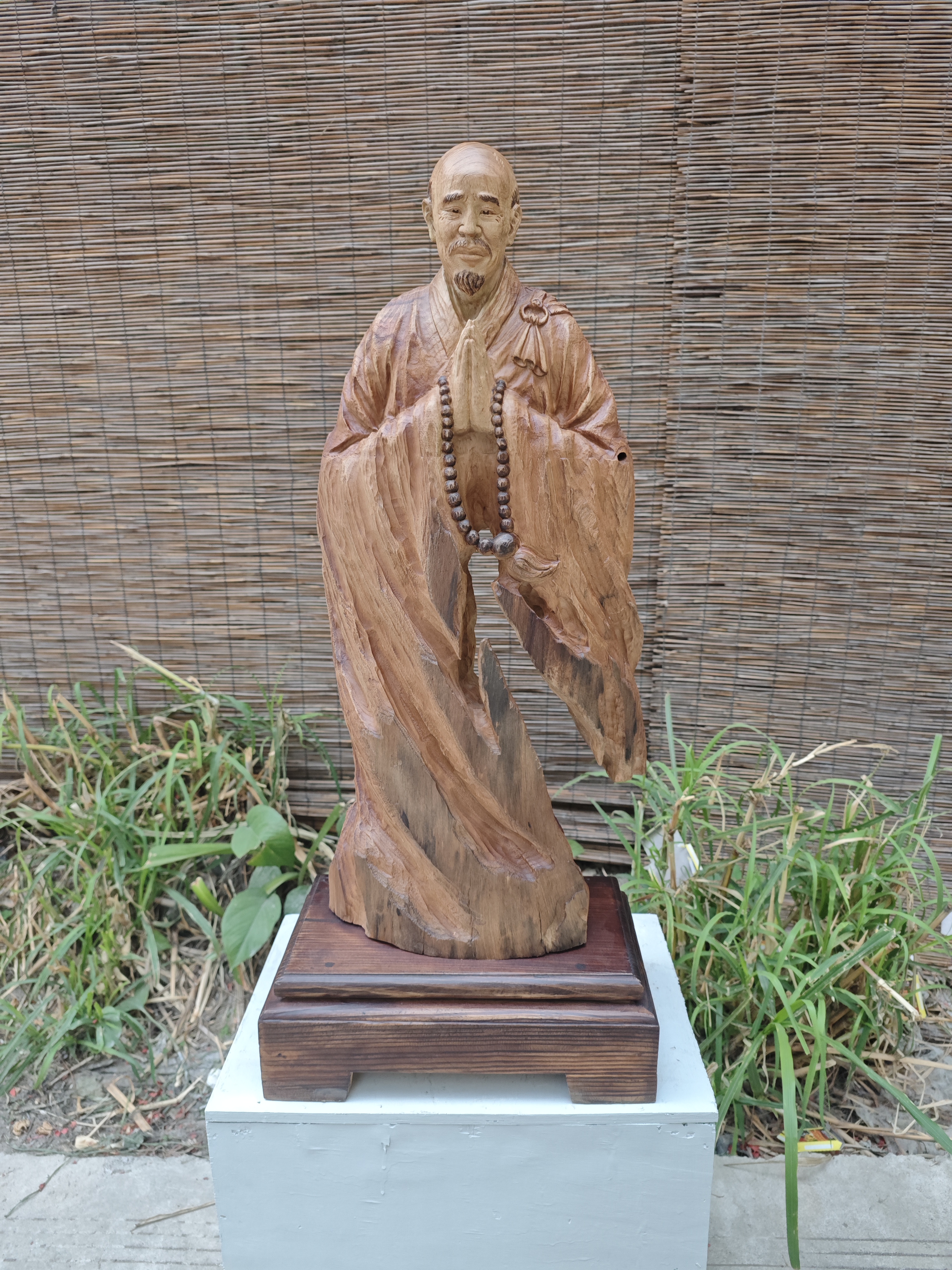 木雕弘一法师 香樟木 长39宽23总高88cm (底座高13)
