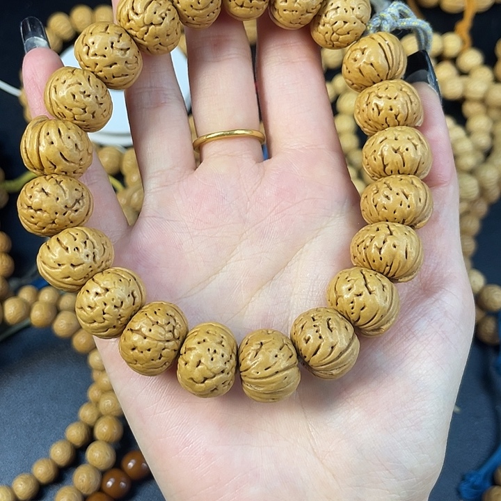 老***薛吊坠桃核111111111