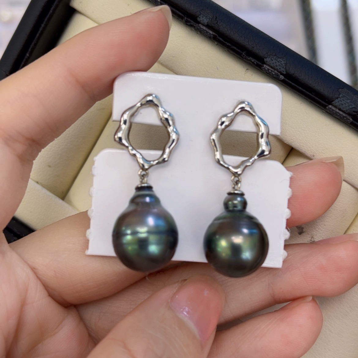 【闪购商品】海水珍珠耳饰银S925镶嵌