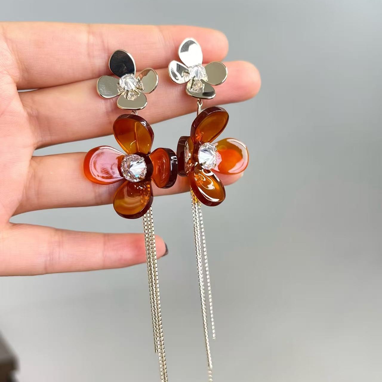 铜合金亚克力耳饰 欧比雅比美拉德焦糖双四瓣花长款流苏耳环L0228