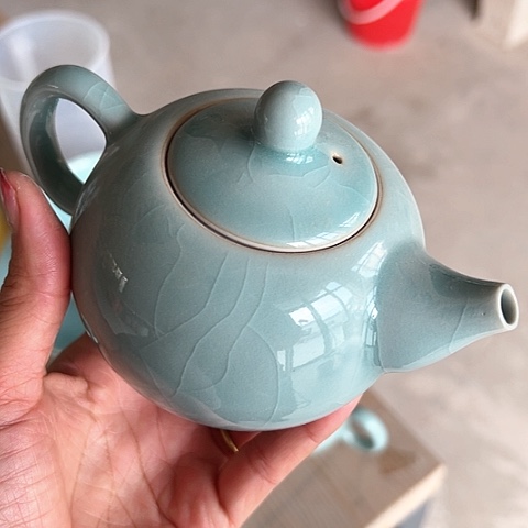 盘汝瓷西施壶瑕漏