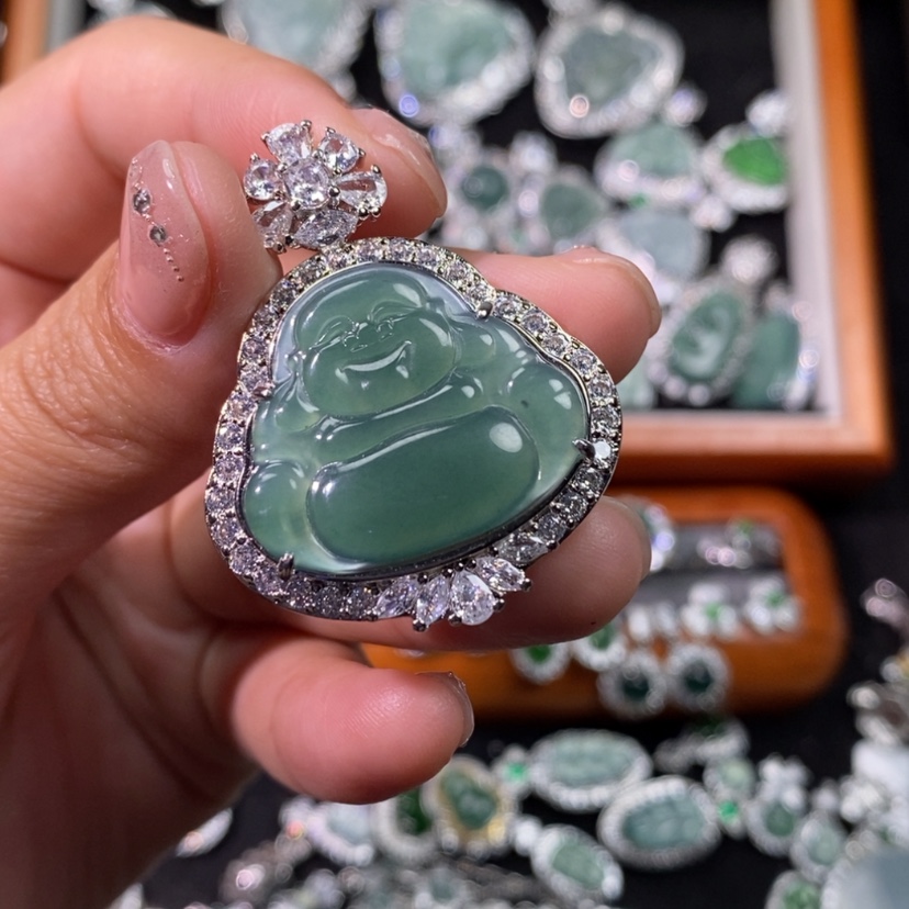 【闪购商品】翡翠颈饰未镶嵌施*勇天然