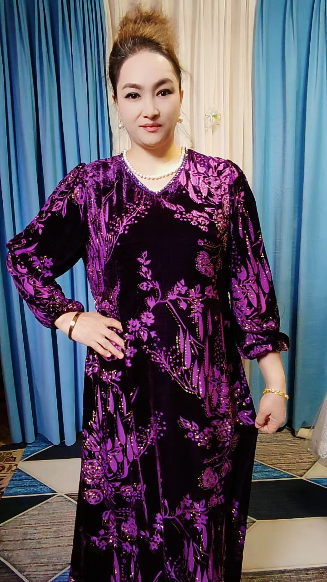 长袖V领法式妈妈装中老年女装修身型小衫厚款花色