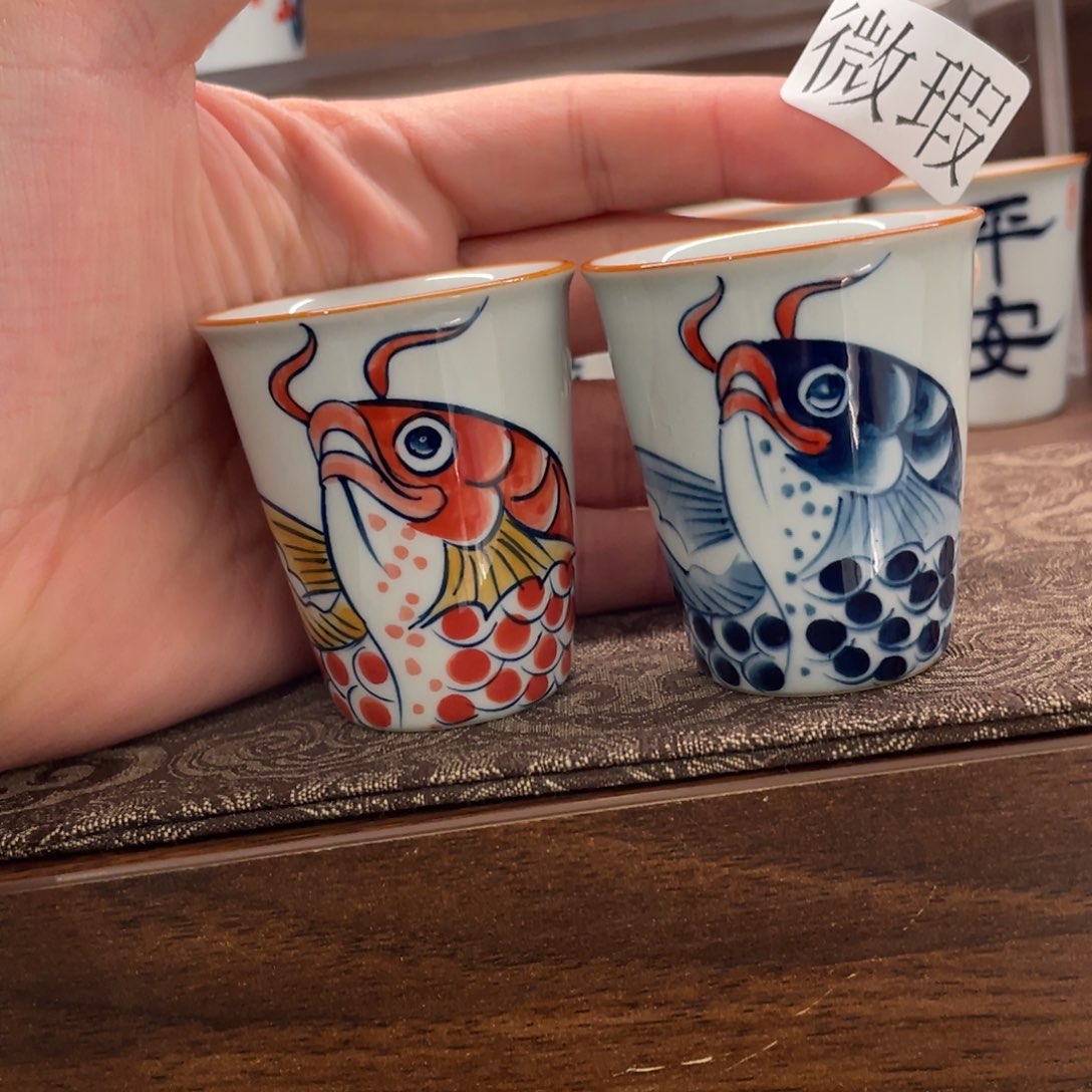 釉下手绘茶具微瑕