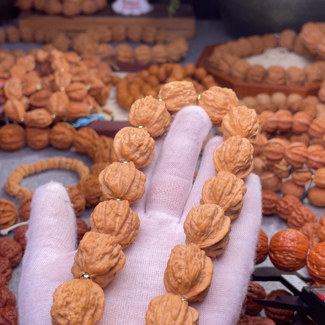 龙***！文玩核桃手串秋子